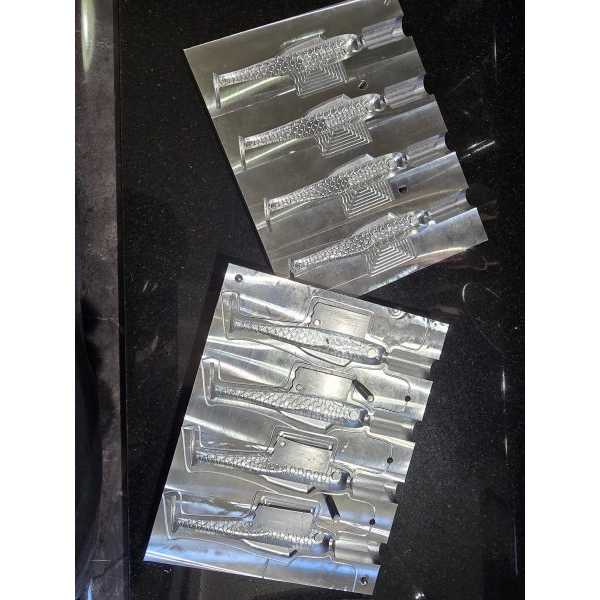 Laminate, Hook Recess, Minnow
