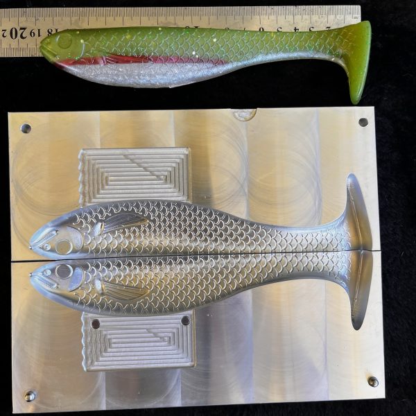 Bigfoot Open Pour Shad